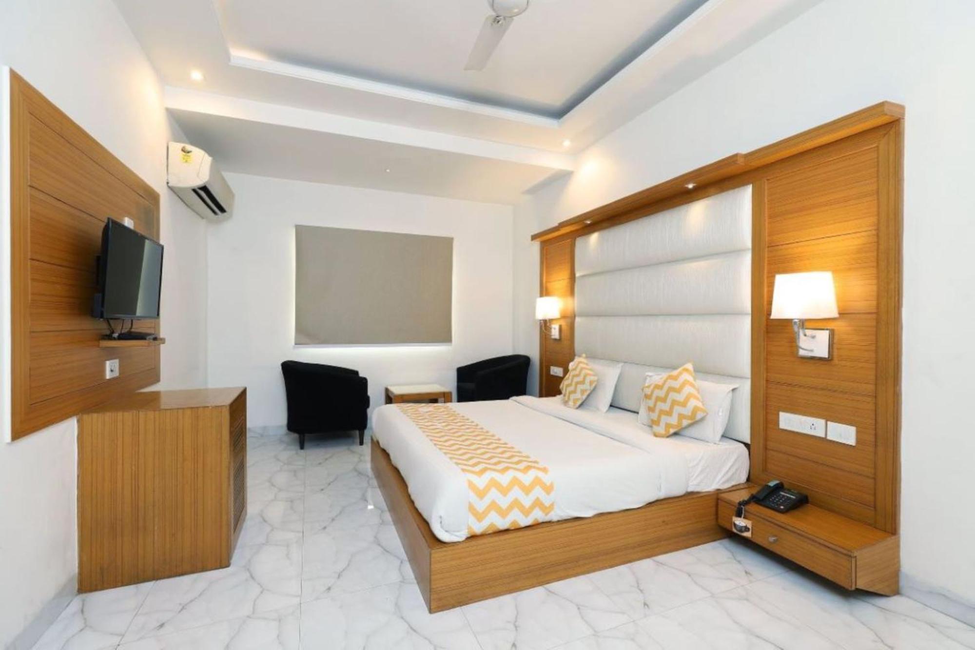 Hotel Star By Star Group- Near Delhi Airport New Delhi Exterior photo