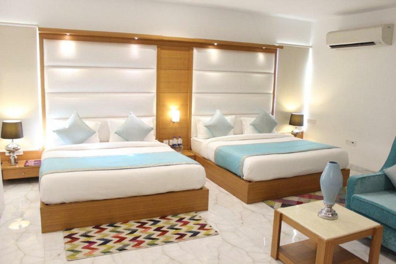 Hotel Star By Star Group- Near Delhi Airport New Delhi Exterior photo
