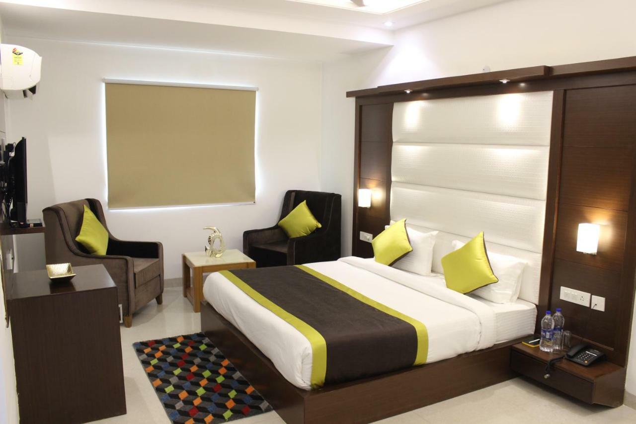 Hotel Star By Star Group- Near Delhi Airport New Delhi Exterior photo
